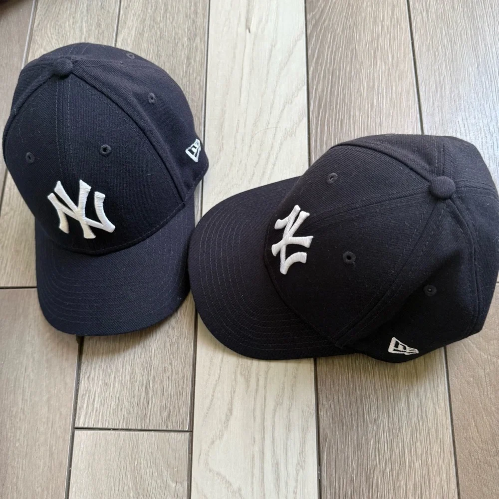 New Era Black and White Hats Classic Accessories